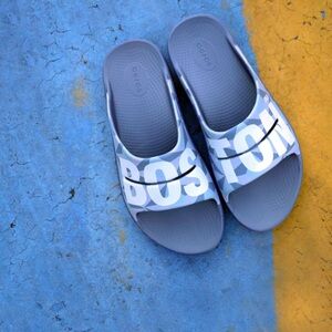 Gently used Limited Edition Boston Marathon OOFOS recovery sandals